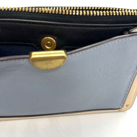 COACH Wristlet Tri-Color Leather Brass Hardware Zippered w/ Front Pocket - Picture 6 of 12